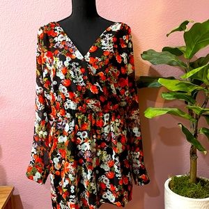 🌹BCBGeneration Floral Shorts Jumpsuit🌹